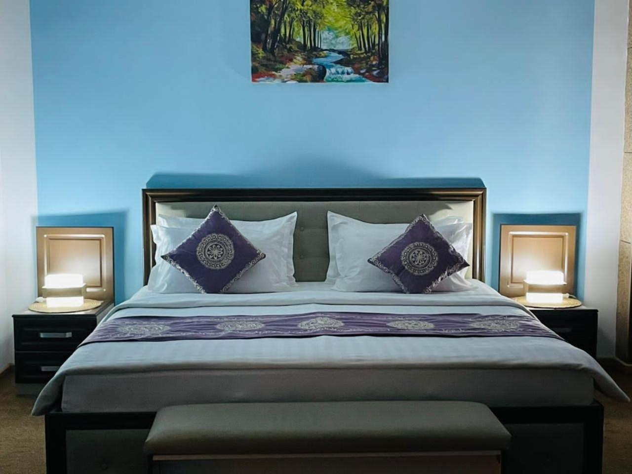 Hotel Shumon Dushanbe Bagian luar foto